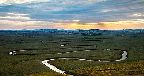 《咒术回战》手游预约人数过十万 官方允诺过60万送福利